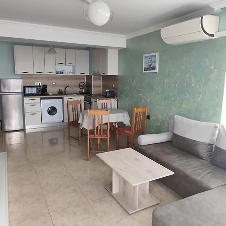 Lazur 5 Apartamento
